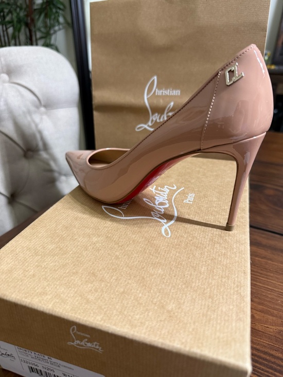 Christian Louboutin Sporty Kate 85 Nude Patent Leather Pump - Picture 2 of 7